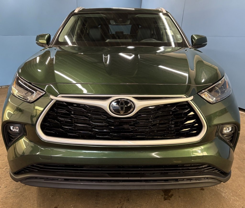 2024 Toyota Highlander XLE photo 4