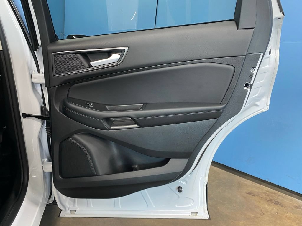 2024 Ford Edge SE - Photo 44