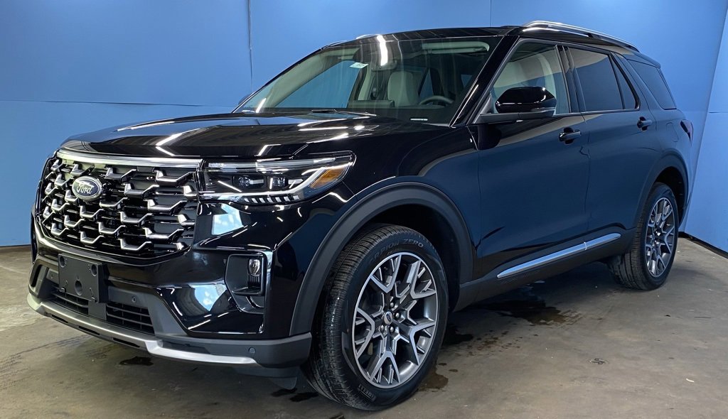 2025 Ford Explorer Platinum photo 4