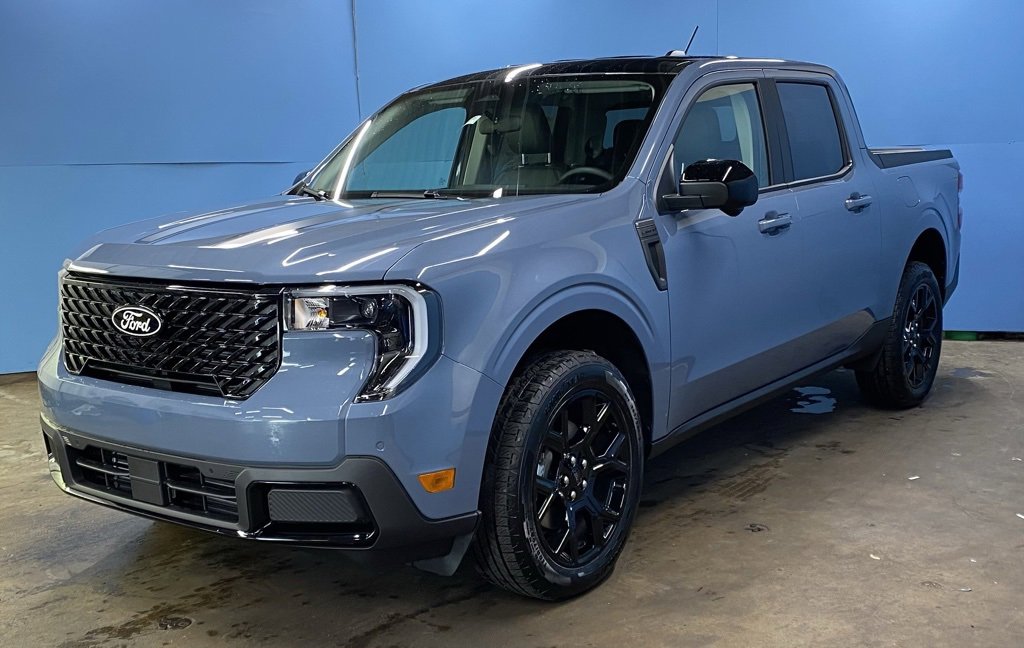 2025 Ford Maverick Lariat photo 3