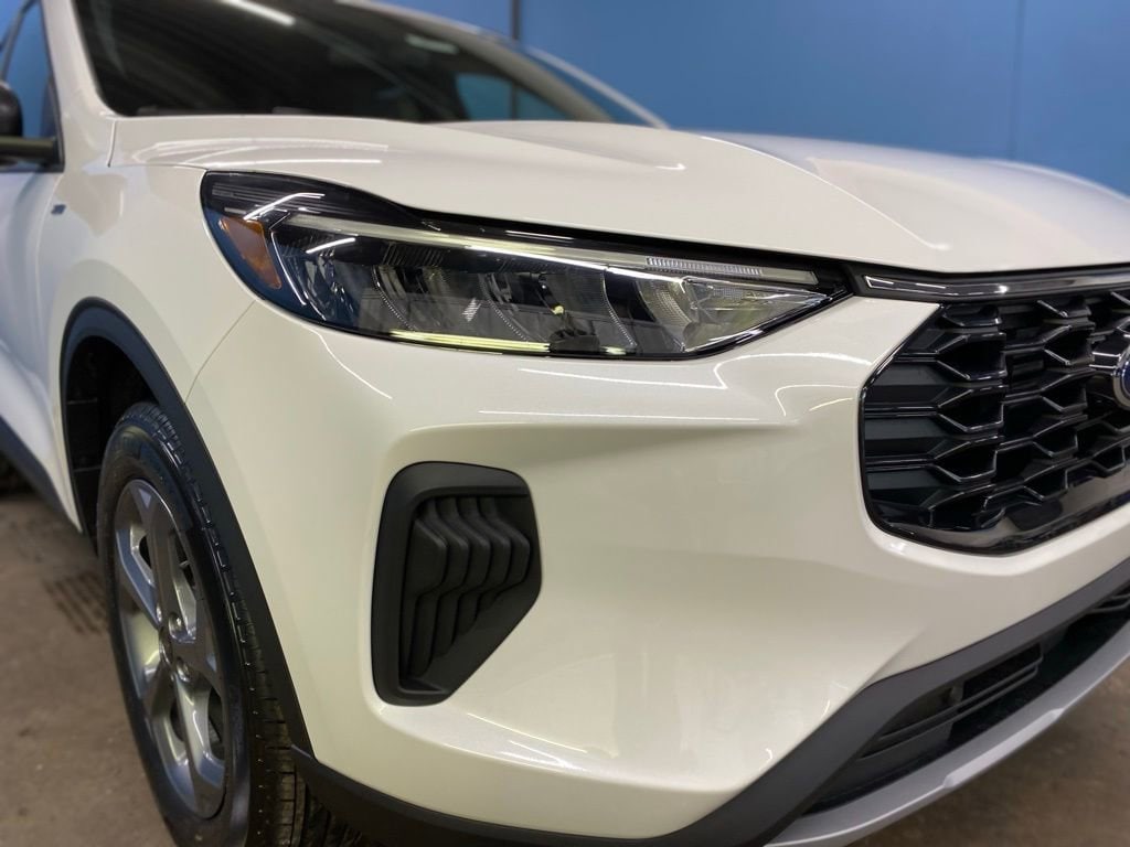 New 2026 Ford Escape ST-Line SUV