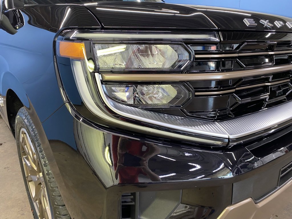 2025 Ford Expedition MAX King Ranch photo 2