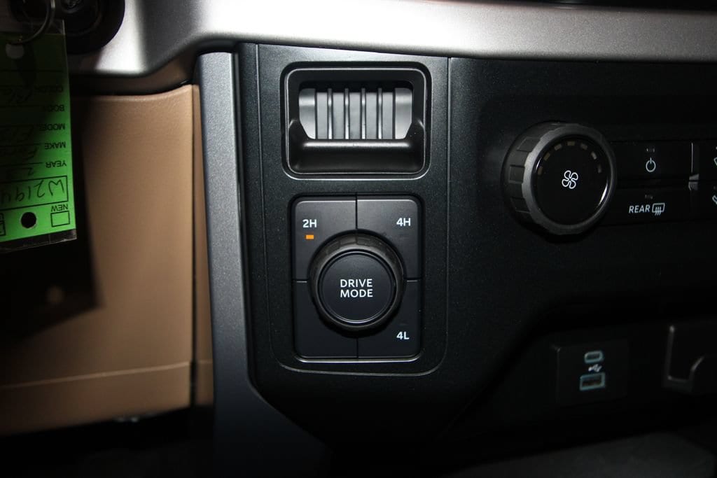 2023 Ford F-150 XLT - Photo 17