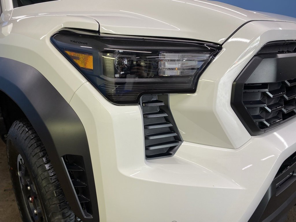 Used 2024 Toyota Tacoma TRD Off Road with VIN 3TMLB5JN7RM072502 for sale in Lebanon, IN