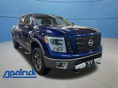 2016 Nissan Titan XD PRO-4X Truck Crew Cab