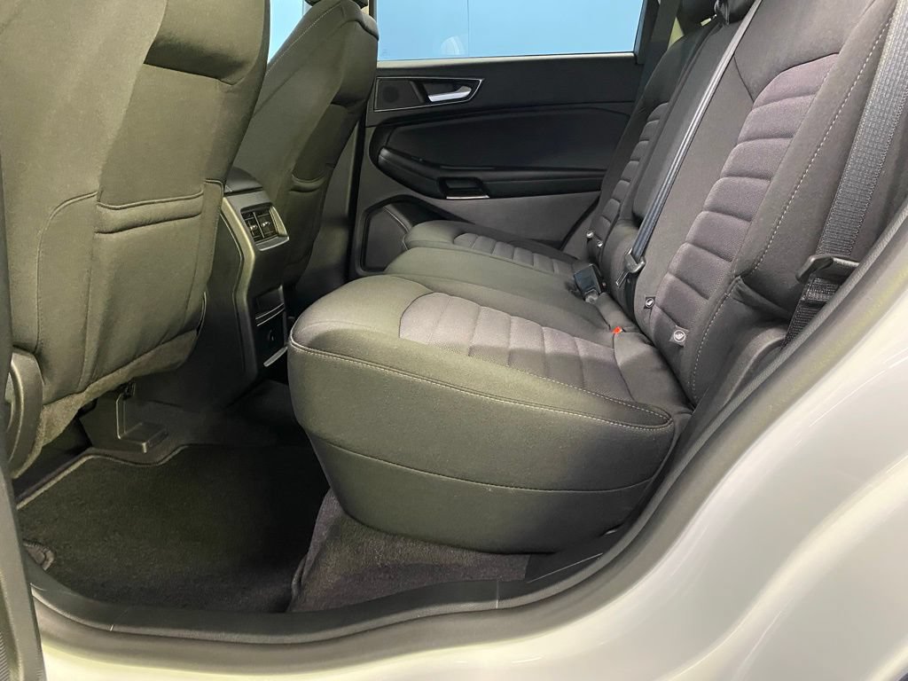 2024 Ford Edge SE - Photo 33