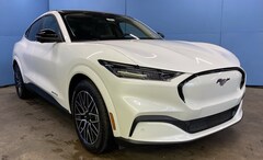 2025 Ford Mustang Mach-E Premium SUV