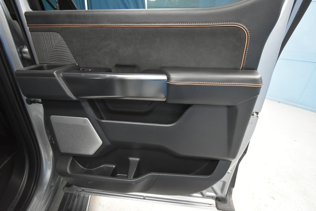 2023 Ford F-150 Platinum - Photo 28
