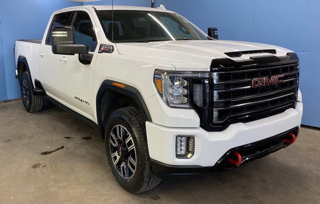 2023 GMC Sierra 2500HD AT4's photo