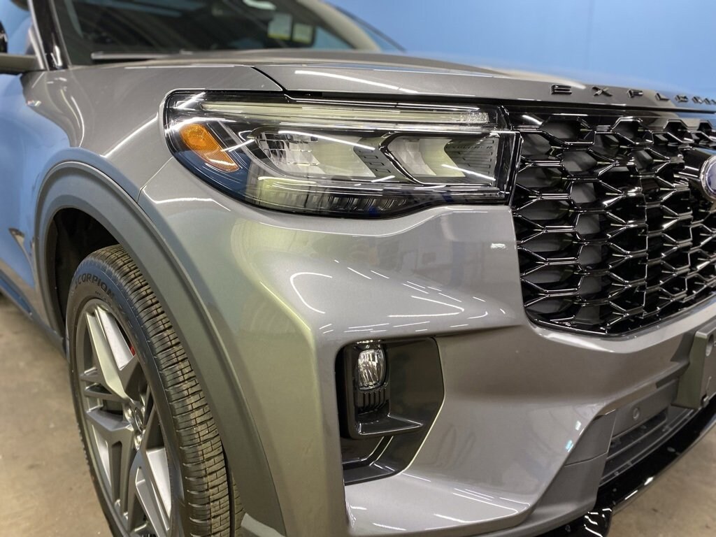 New 2025 Ford Explorer ST-Line SUV