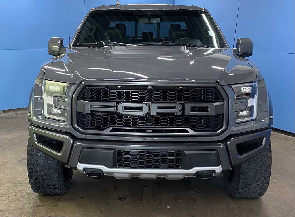 2020 Ford F-150 Raptor photo 2