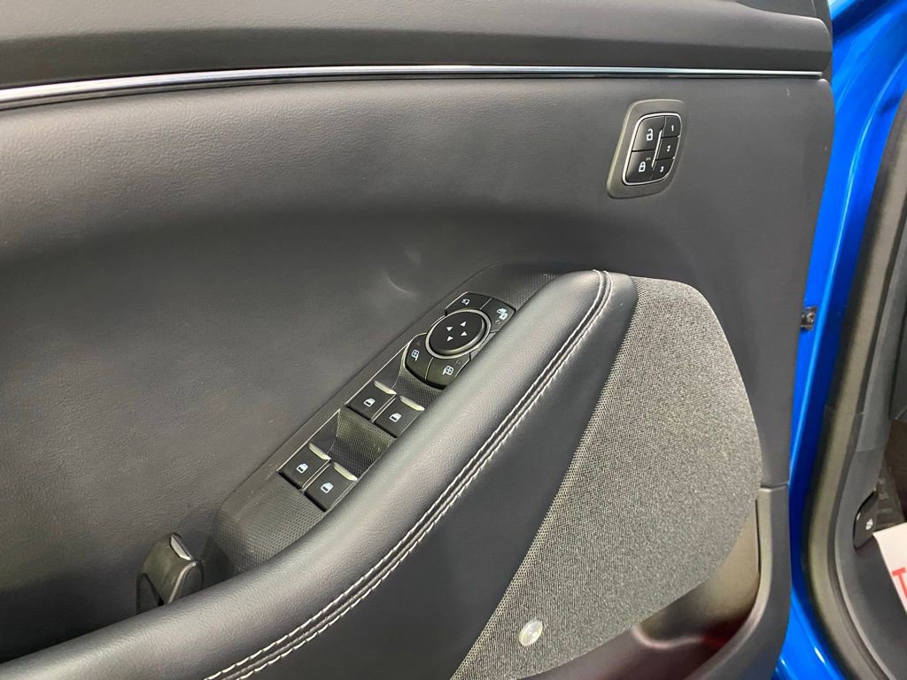 2025 Ford Mustang Mach-E Premium - Photo 33