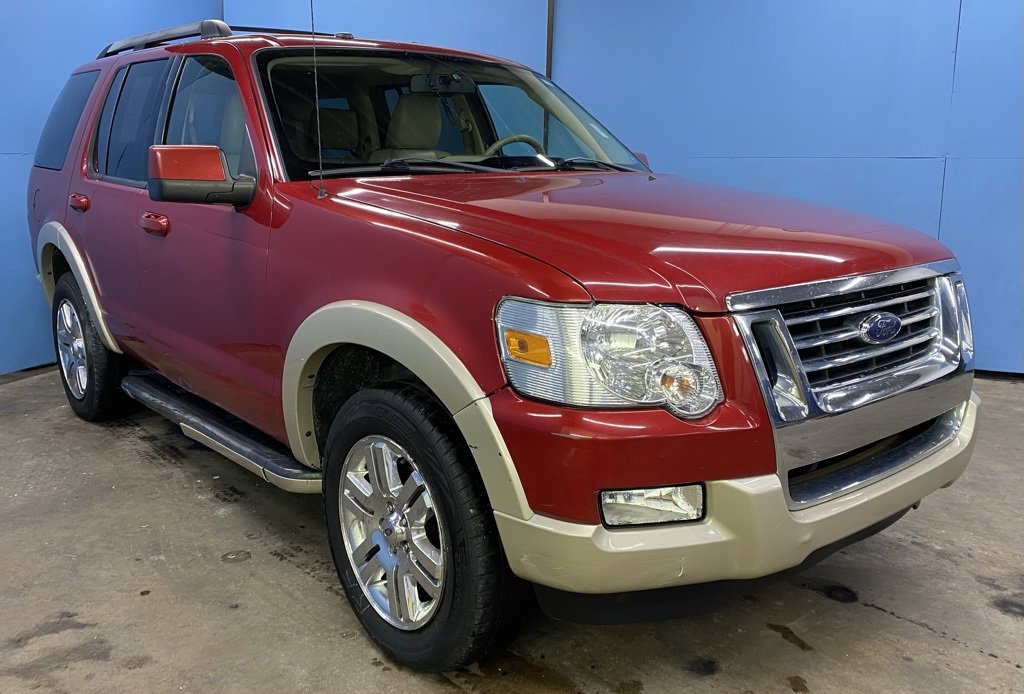 2010 Ford Explorer Eddie Bauer's photo