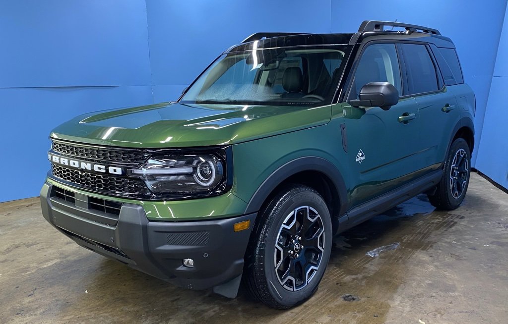 2025 Ford Bronco Sport Outer Banks photo 4