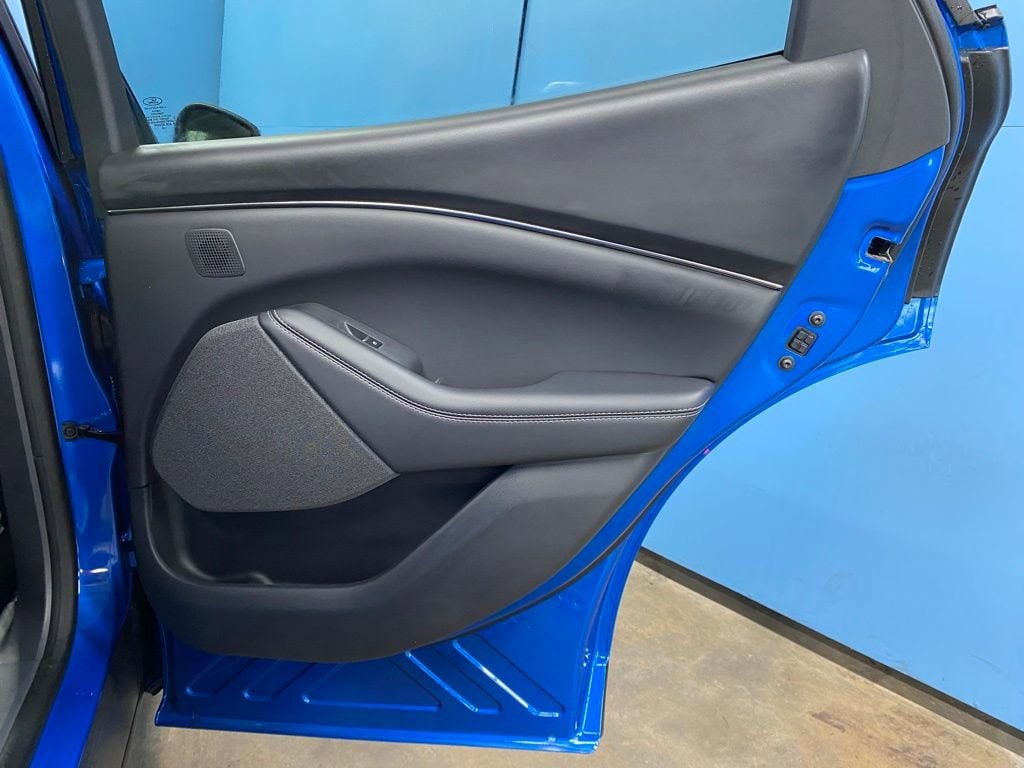 2025 Ford Mustang Mach-E Premium - Photo 48