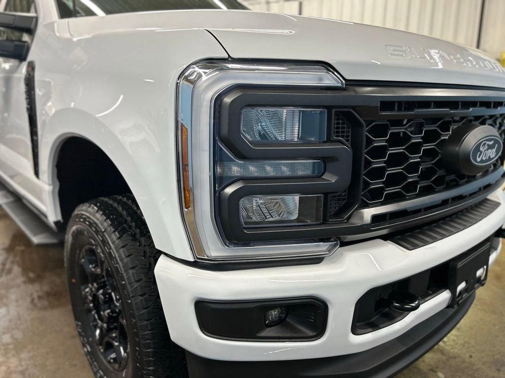 New 2026 Ford F-250 XL Truck Crew Cab
