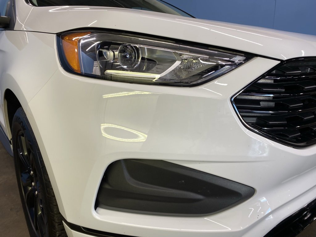 2024 Ford Edge SE photo 2