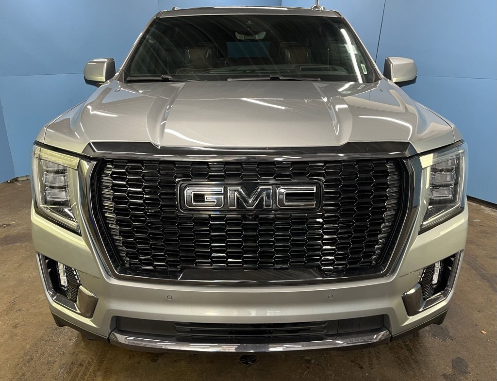 Used 2024 GMC Yukon XL Denali Ultimate with VIN 1GKS2KKLXRR181725 for sale in Lebanon, IN