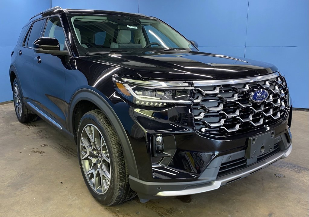 2025 Ford Explorer Platinum photo 2