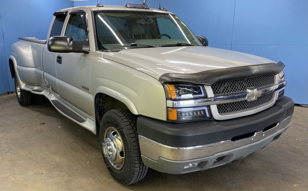 2004 Chevrolet Silverado 3500 LT's photo
