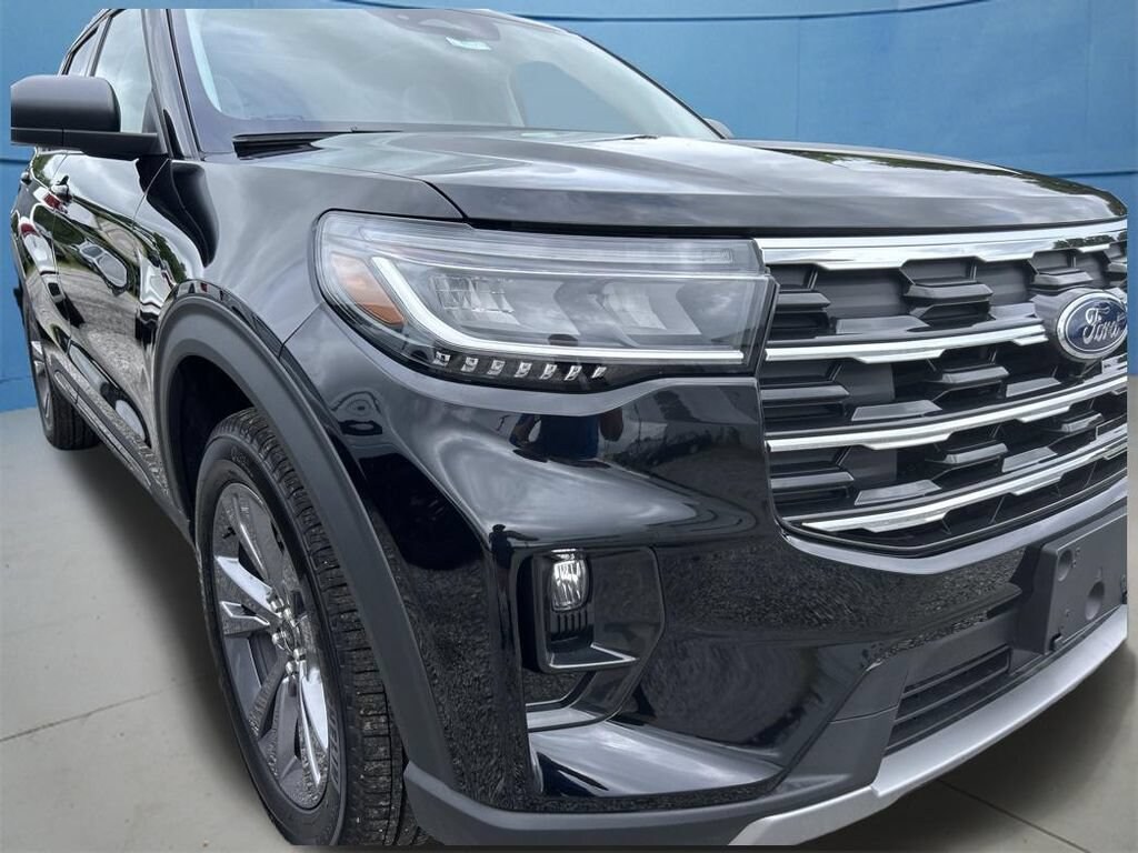 New 2026 Ford Explorer Active w/200A Pkg SUV