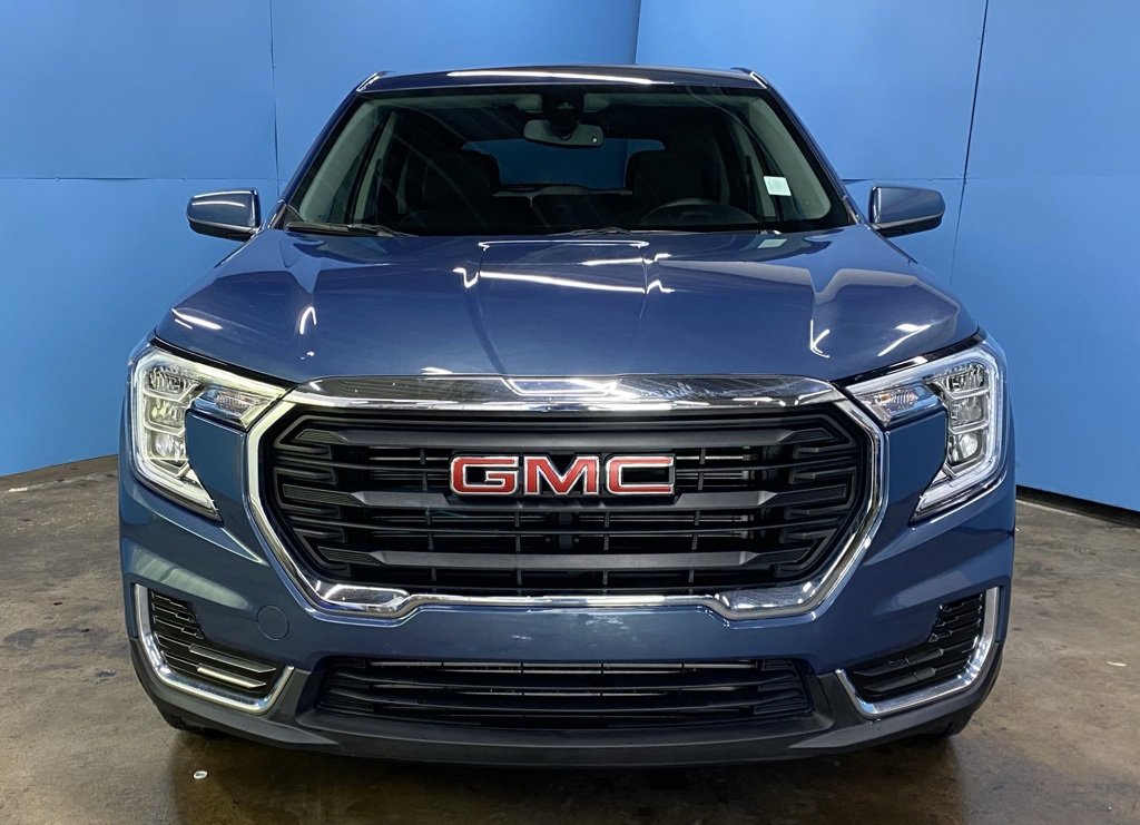 2024 Gmc Terrain SLE photo 3