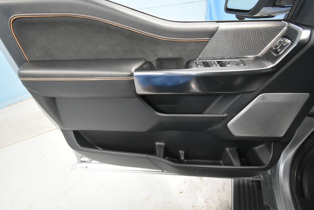 2023 Ford F-150 Platinum - Photo 5