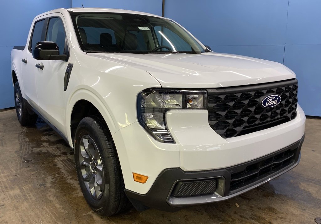 2025 Ford Maverick XLT's photo