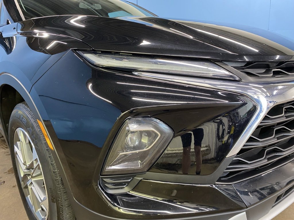 2023 Chevrolet Blazer 2LT photo 2