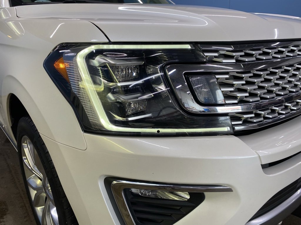 2018 Ford Expedition MAX Platinum photo 2