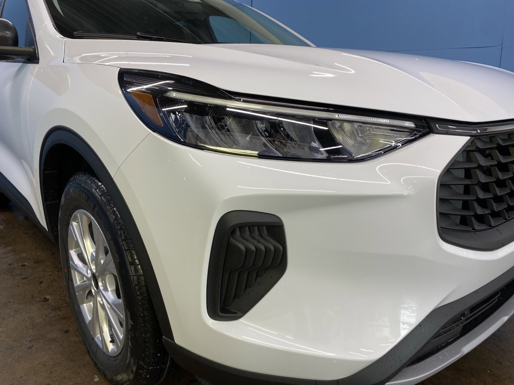 2025 Ford Escape Active photo 3