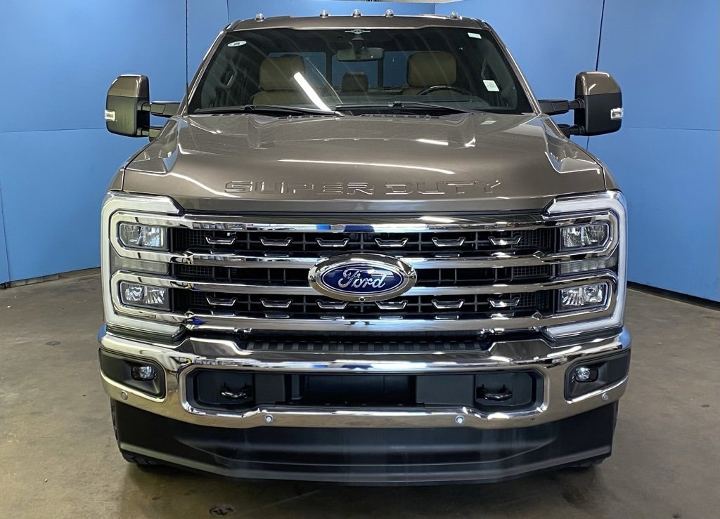 Used 2023 Ford F-350 Lariat Truck Crew Cab