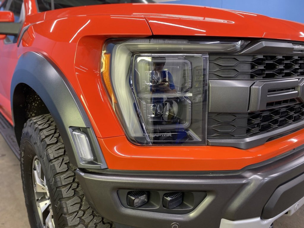 2021 Ford F-150 Raptor photo 2