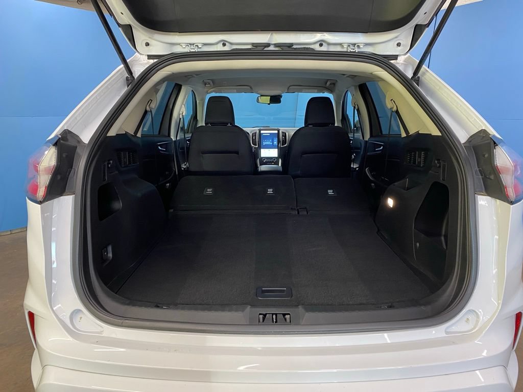 2024 Ford Edge SE - Photo 39