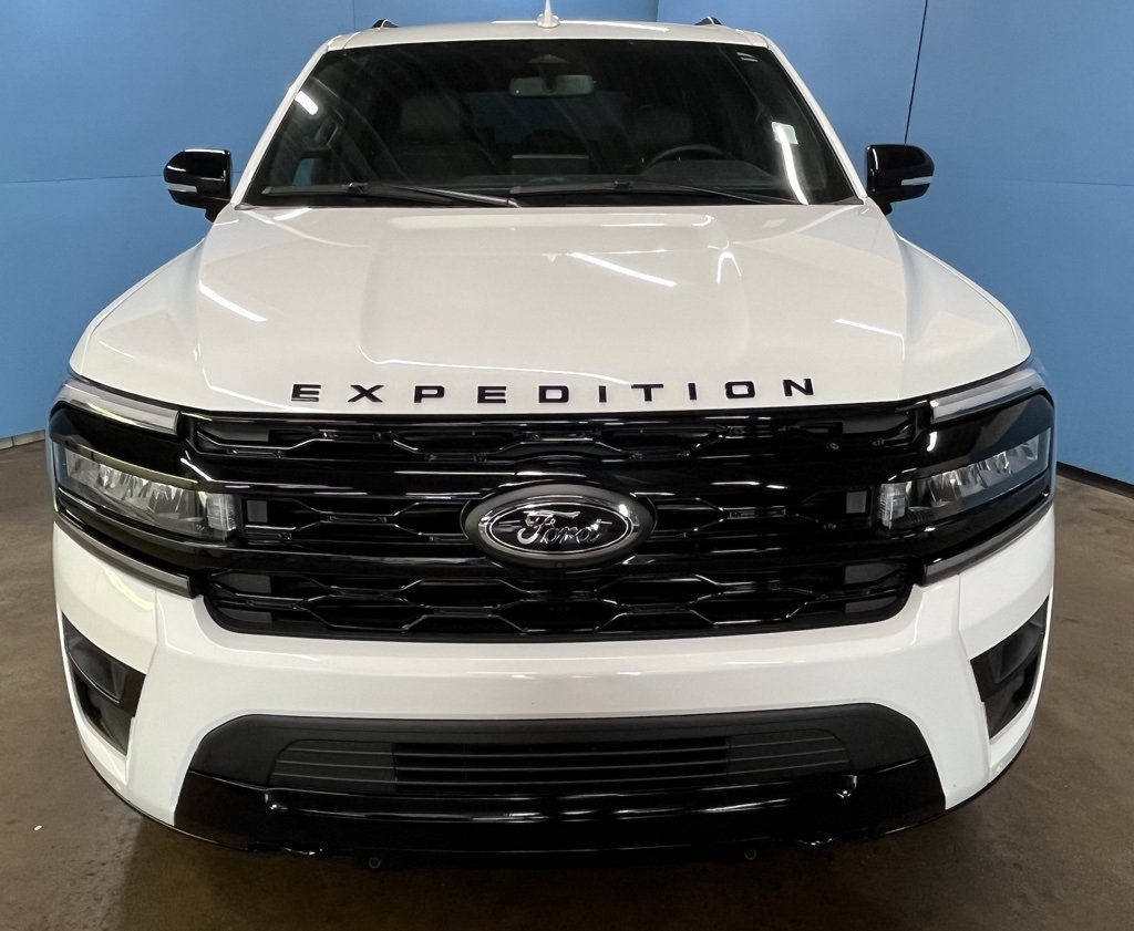 Used 2024 Ford Expedition Limited with VIN 1FMJU2AG5REA68905 for sale in Lebanon, IN