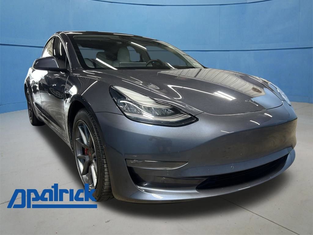 2021 Tesla Model 3 Long Range Dual Motor All-Wheel Drive's photo