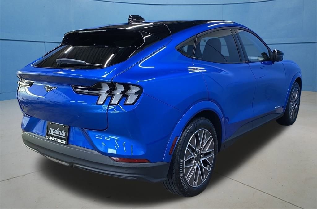 2025 Ford Mustang Mach-E Premium - Photo 12