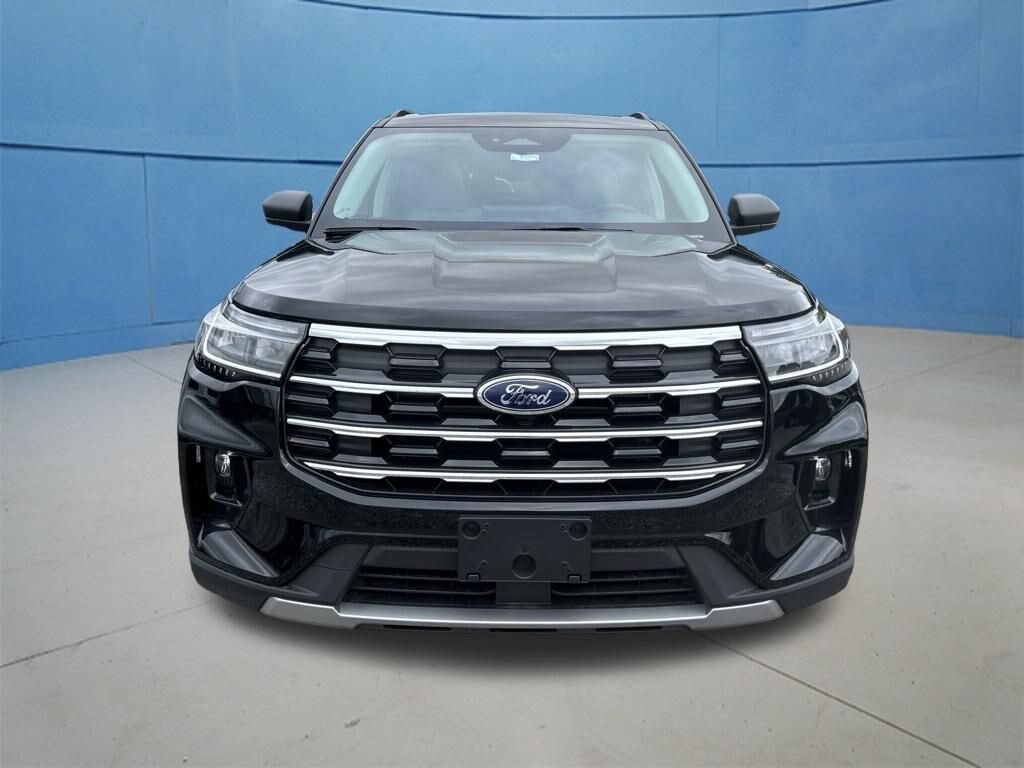 New 2026 Ford Explorer Active w/200A Pkg SUV