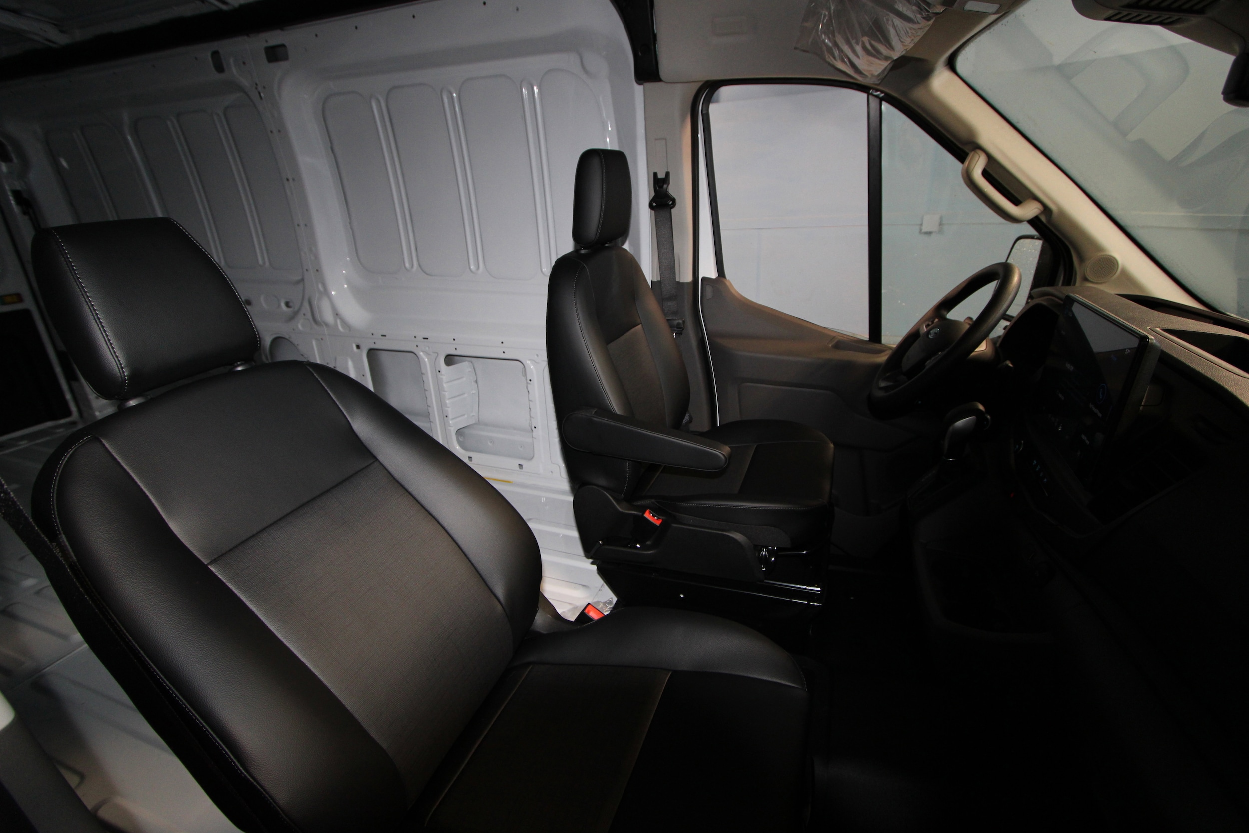 2026 Ford Transit Van Base - Photo 17
