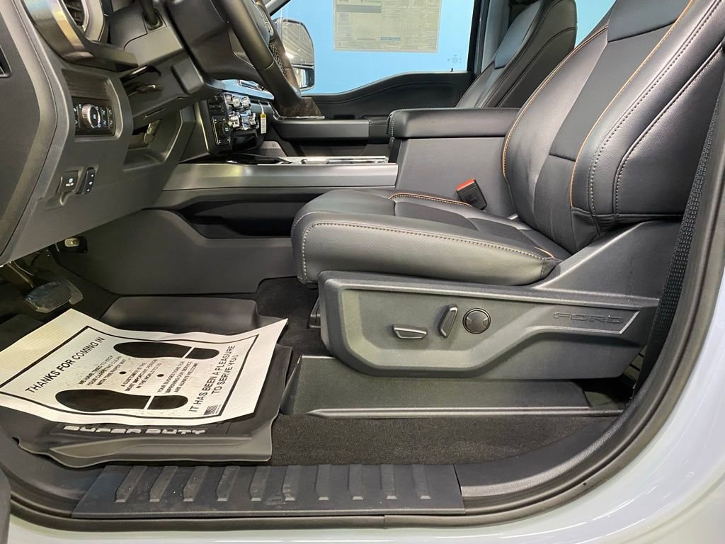2025 Ford F-250 Super Duty Lariat - Photo 16