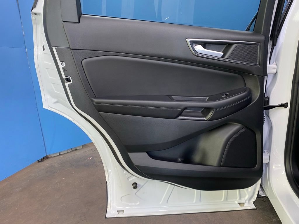 2024 Ford Edge SE - Photo 37