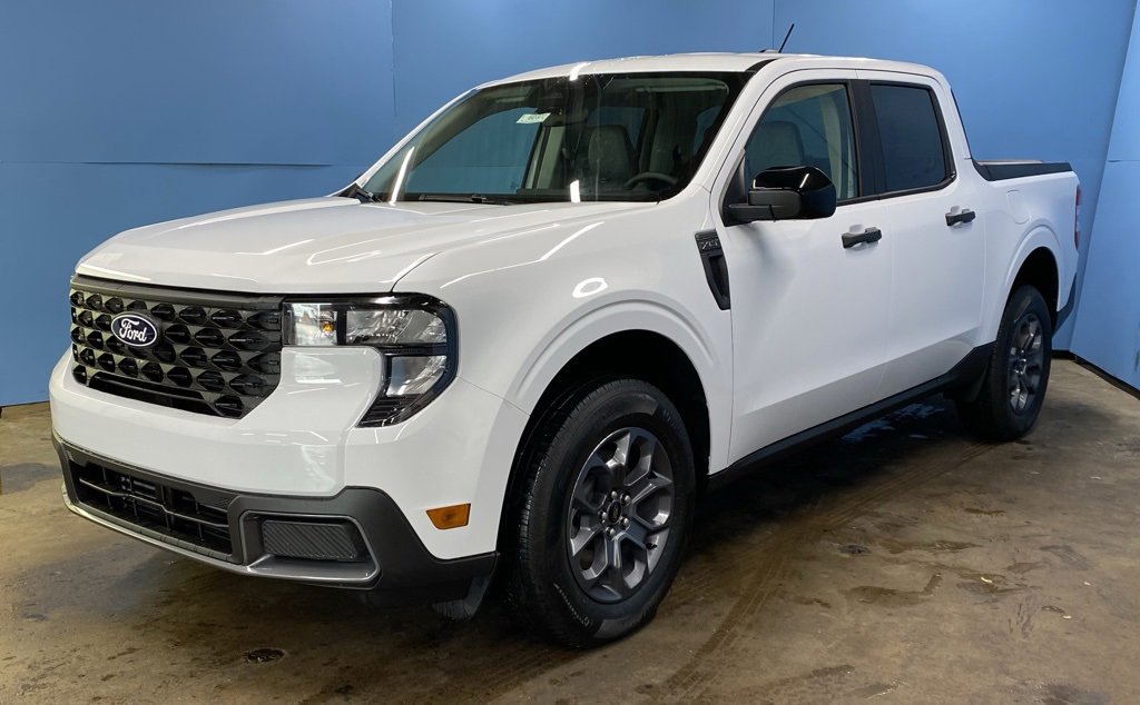 2025 Ford Maverick XLT photo 3