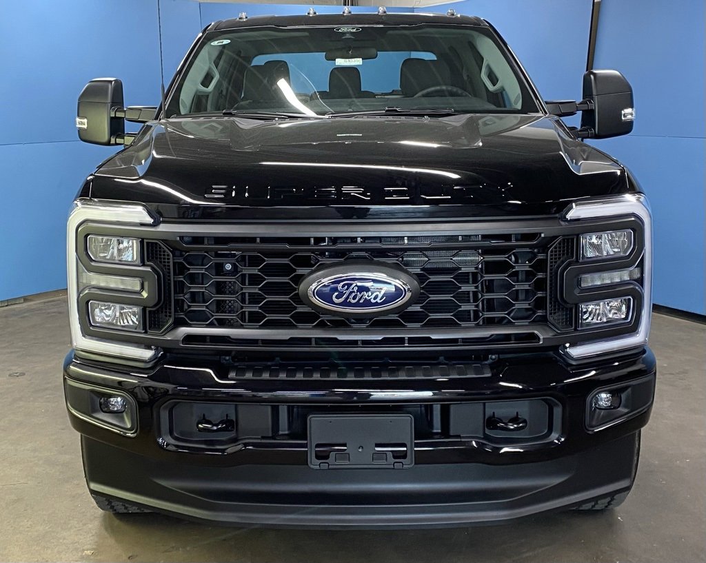 2026 Ford F-250 XL photo 4