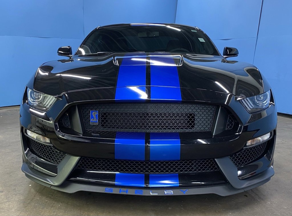 2018 Ford Mustang photo 4