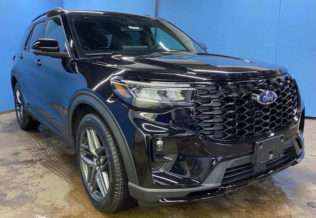 2026 Ford Explorer ST's photo