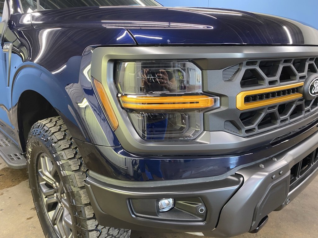 2025 Ford F-150 Tremor photo 2