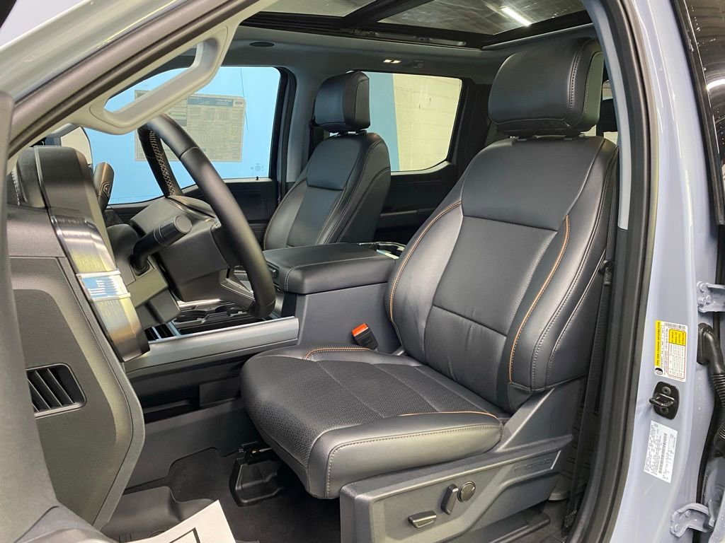 2025 Ford F-250 Super Duty Lariat - Photo 18