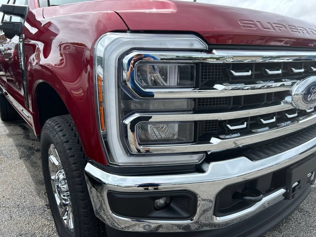 New 2026 Ford F-250 Lariat Truck Crew Cab