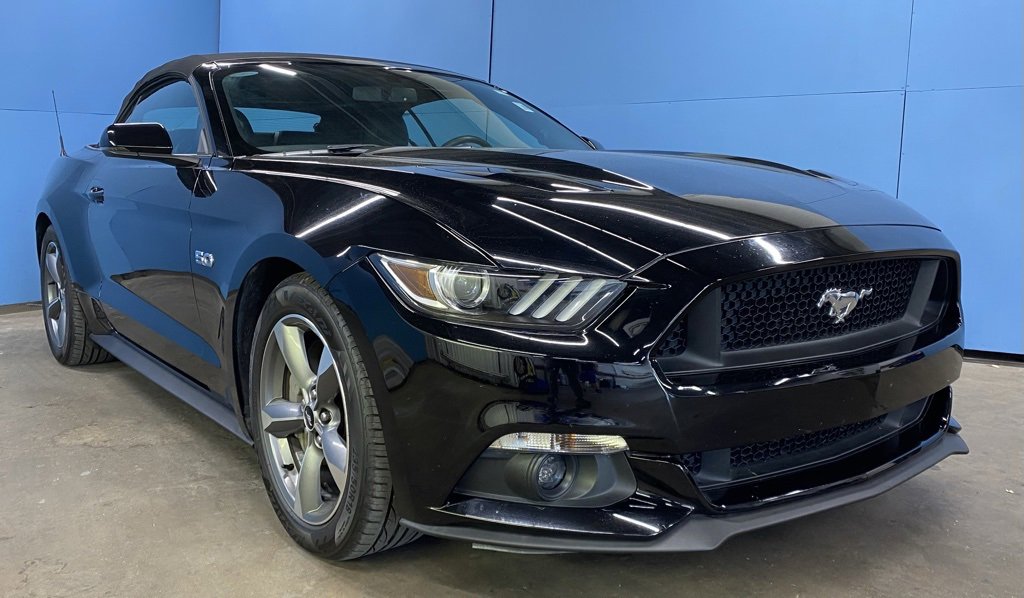 2017 Ford Mustang GT Premium Convertible photo 2