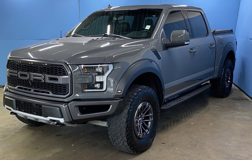2020 Ford F-150 Raptor photo 3
